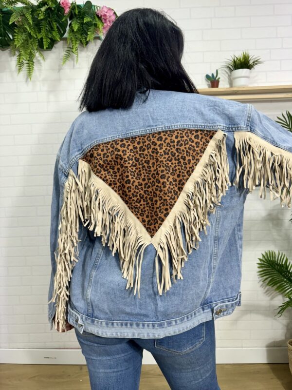 CHAQUETA VAQUERA ANIMAL PRINT