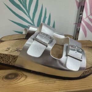 SANDALIAS HEBILLA