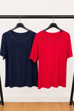 CAMISETA MARÍA TACHUELAS